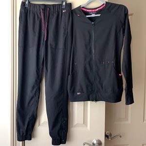 Black Kou Scrub Set | Pristine condition